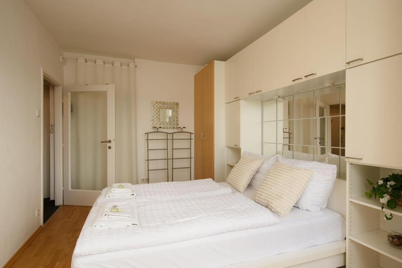 Modern Vienna Apartment In Prime Location Exteriör bild