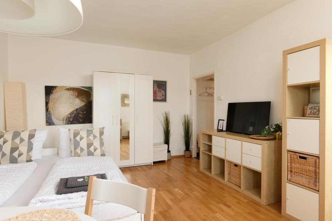 Modern Vienna Apartment In Prime Location Exteriör bild